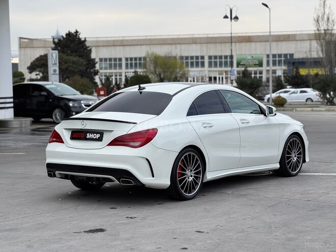 Mercedes CLA 250-3