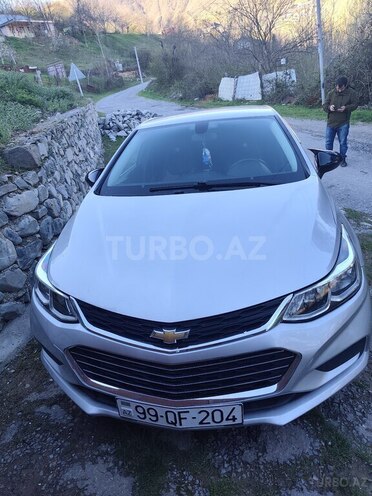 Chevrolet Cruze-1