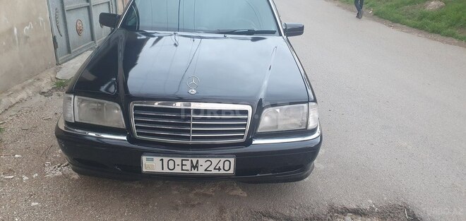 Mercedes C 240-1