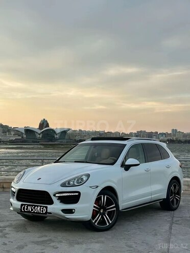 Porsche Cayenne-4