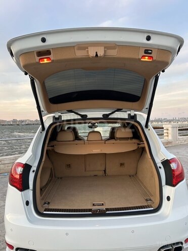 Porsche Cayenne-14