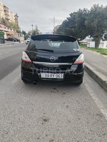 Opel Astra-11