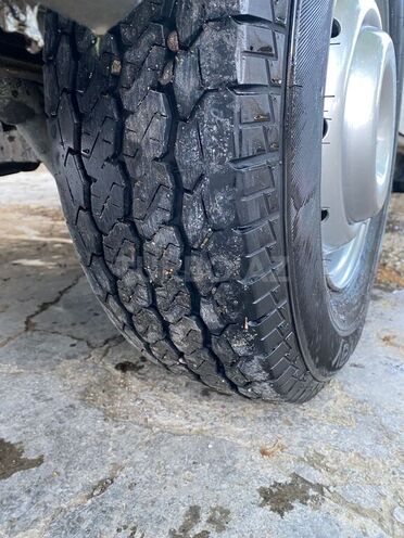 Ford Transit-17