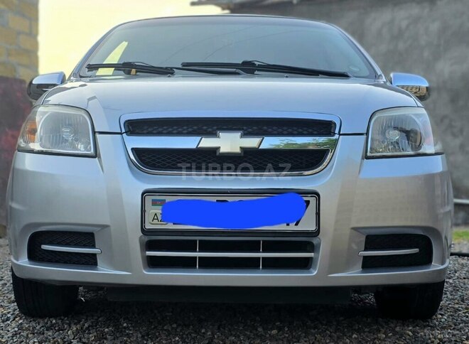 Chevrolet Aveo-1
