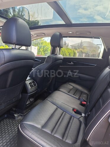 Kia Sorento-19