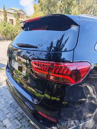 Kia Sorento-8