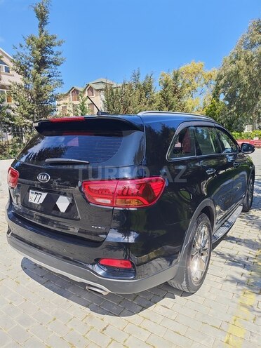 Kia Sorento-4