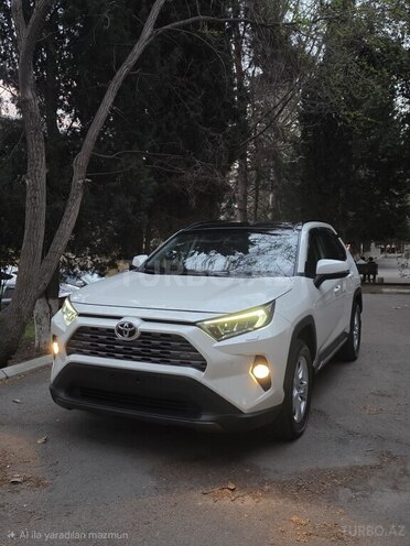 Toyota RAV4-5