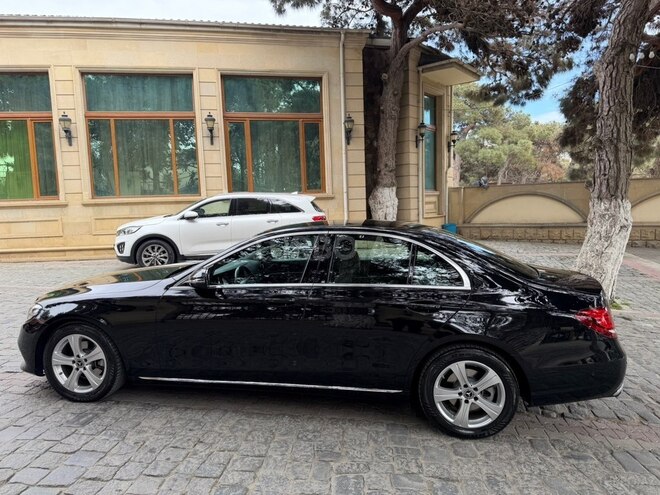Mercedes E 200-7