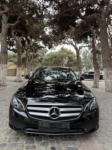 Mercedes E 200-3