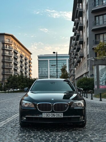 BMW 750-4