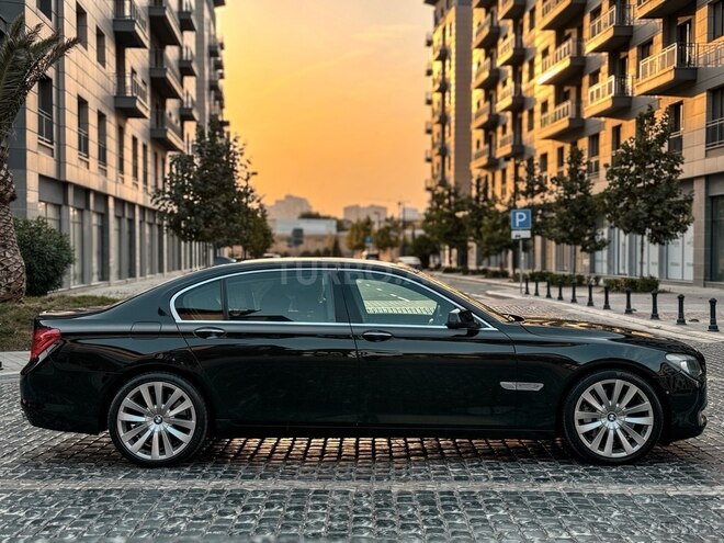 BMW 750-8