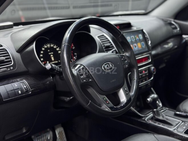 Kia Sorento-11