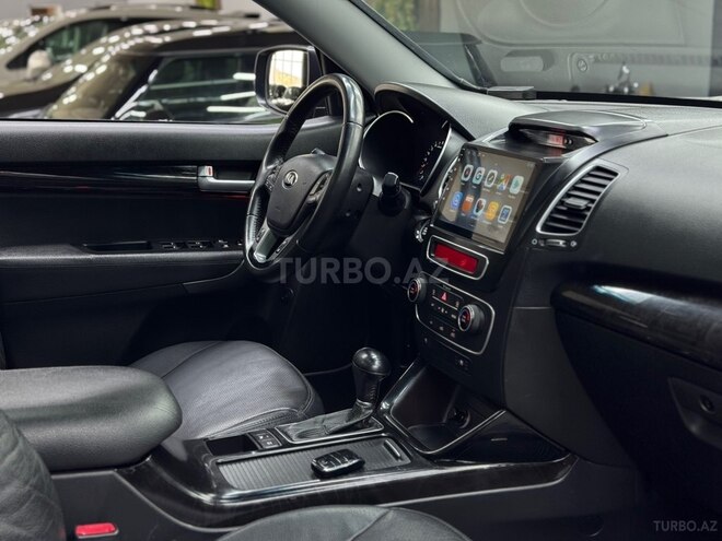 Kia Sorento-10