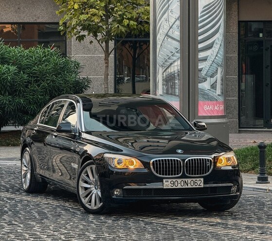 BMW 750-1