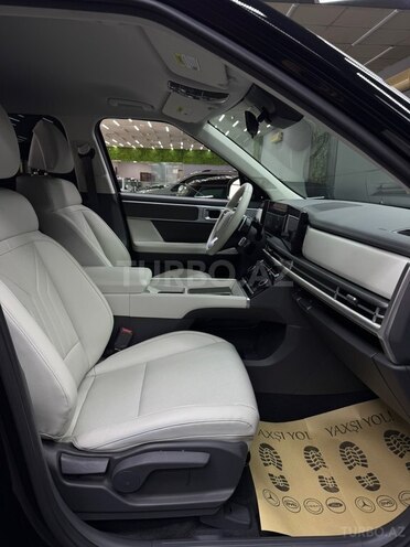 Hyundai Santa Fe-11