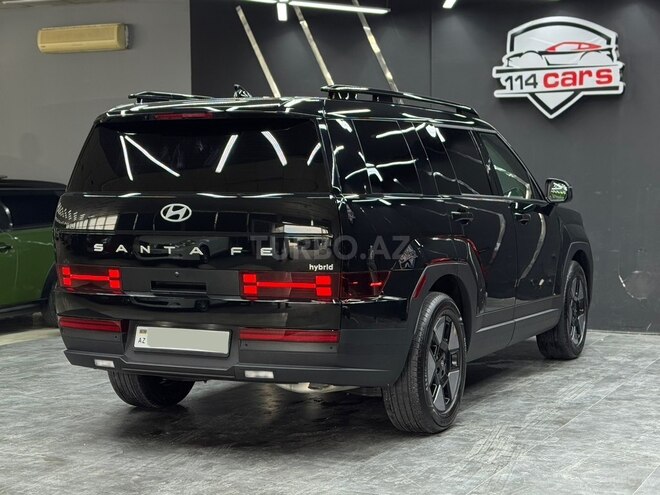 Hyundai Santa Fe-5