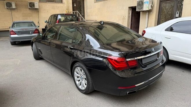 BMW 730-4