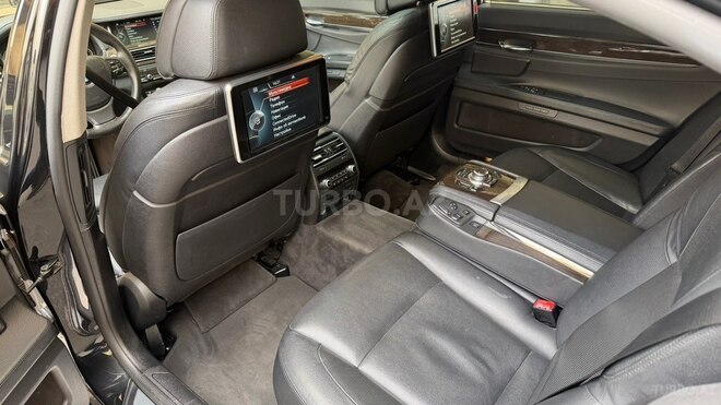 BMW 730-14