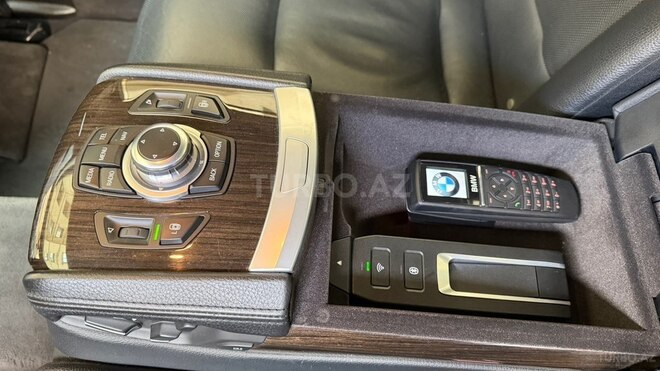 BMW 730-16