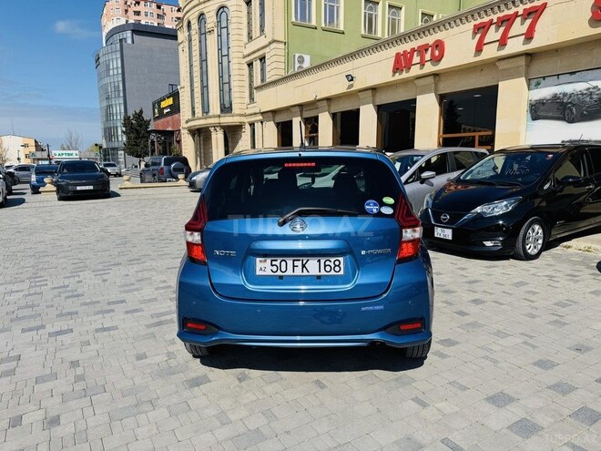 Nissan Note-7
