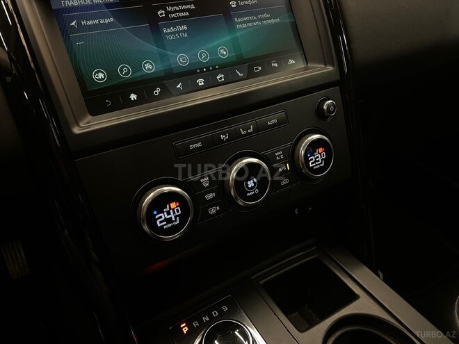 Land Rover Discovery-15