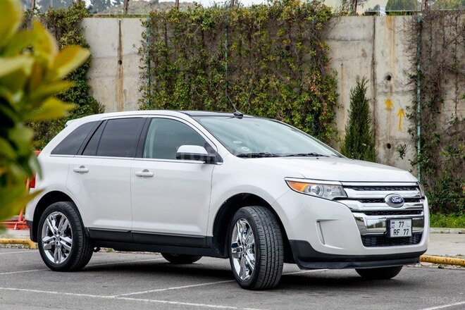 Ford Edge-16