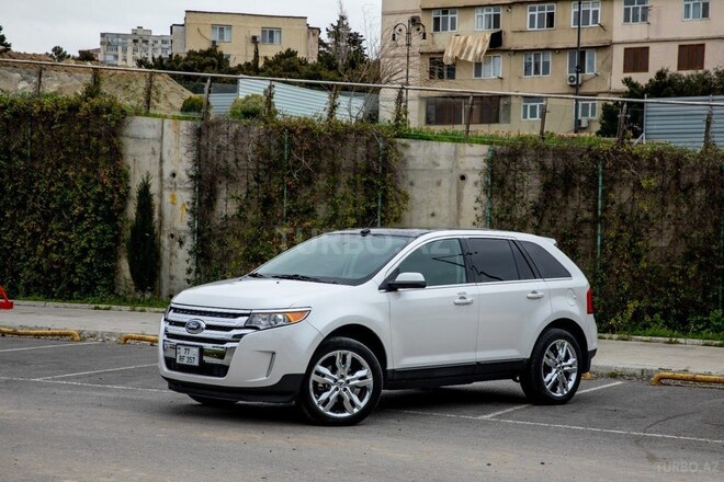 Ford Edge-2