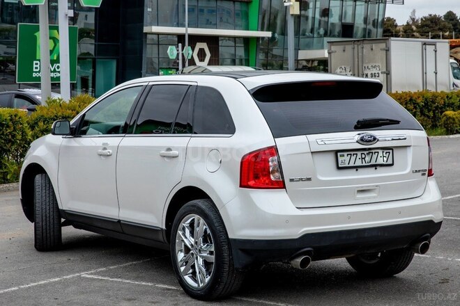 Ford Edge-3