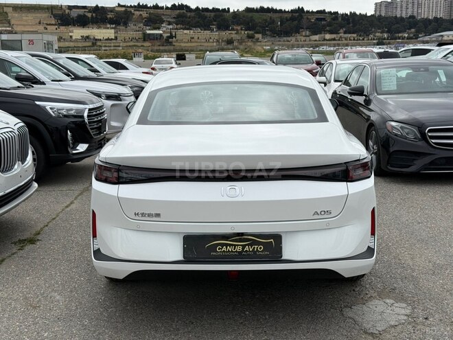 Changan Qiyuan A05-8