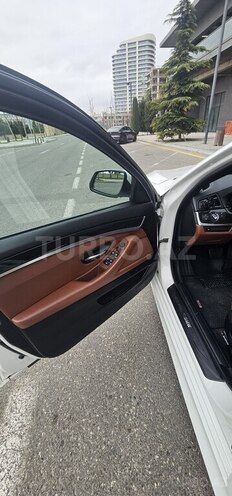 BMW 520d-8