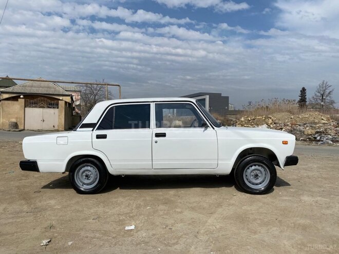LADA (VAZ) 2107-9