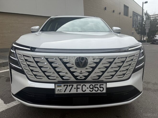 Changan CS 75 Plus-1