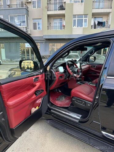 Lexus LX 570-13