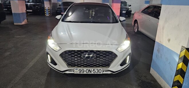 Hyundai Sonata-6