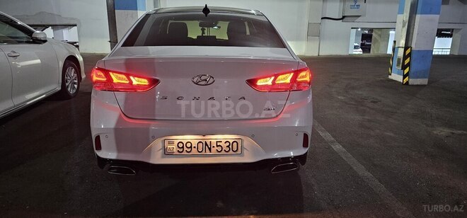 Hyundai Sonata-7