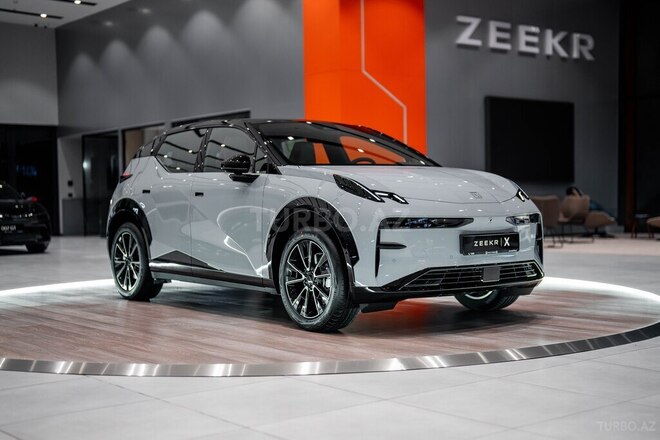 ZEEKR X-3