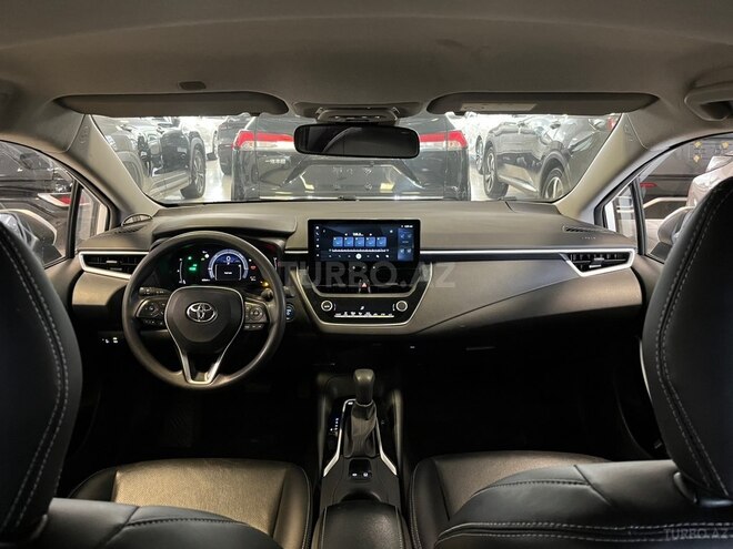 Toyota Corolla-11