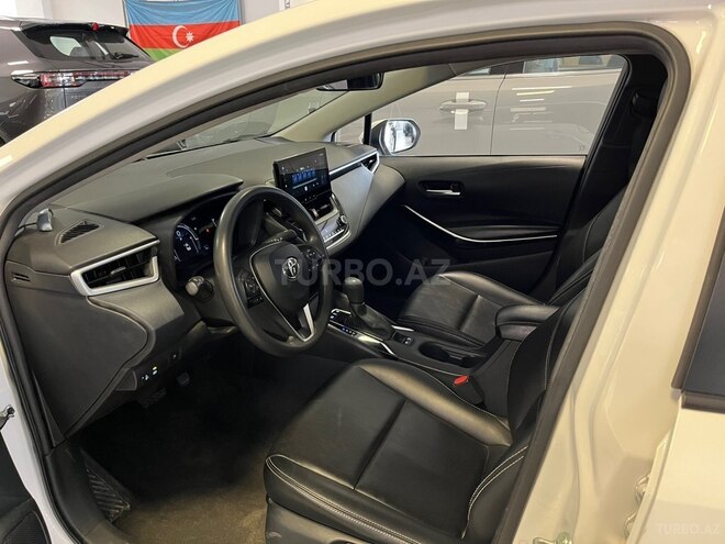 Toyota Corolla-13