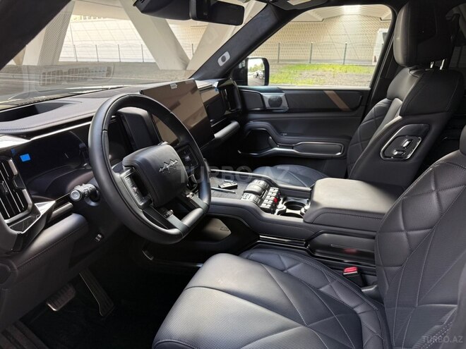 BYD Leopard 8-9