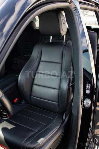 Mercedes GLS 450 4MATIC-10