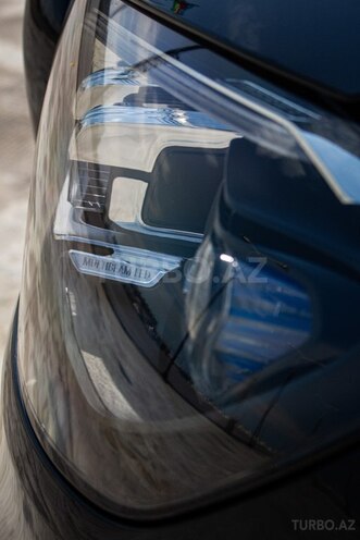 Mercedes GLS 450 4MATIC-19