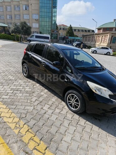 Nissan Note-5