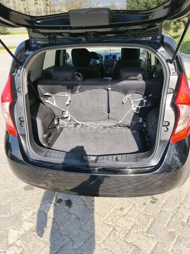 Nissan Note-8
