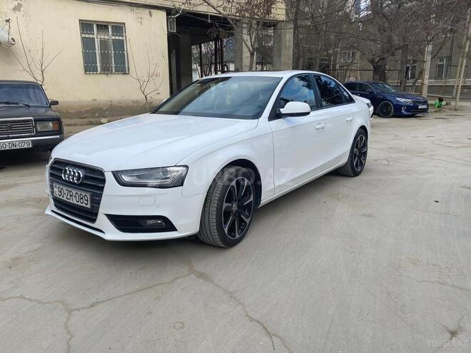 Audi A4-3
