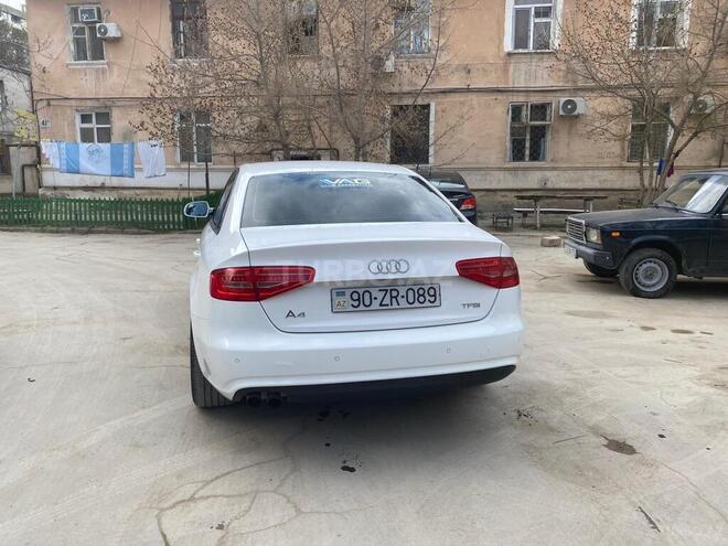 Audi A4-2