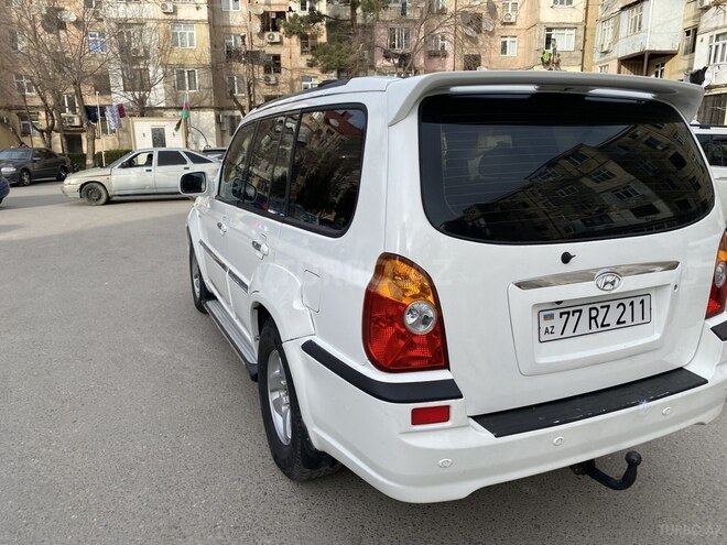 Hyundai Terracan-11
