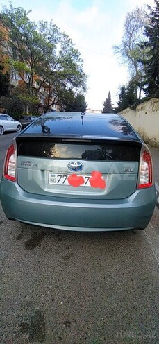 Toyota Prius-9