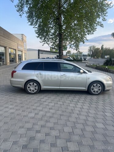 Toyota Avensis-4