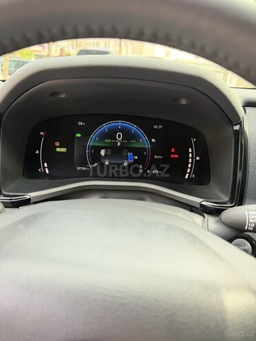 Toyota Camry-7